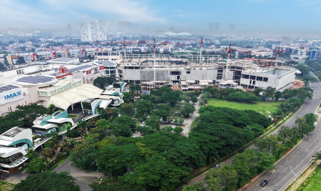 topping off summarecon mall bekasi tahap ii, summarecon bekasi, summarecon agung, pusat perbelanjaan di bekasi.