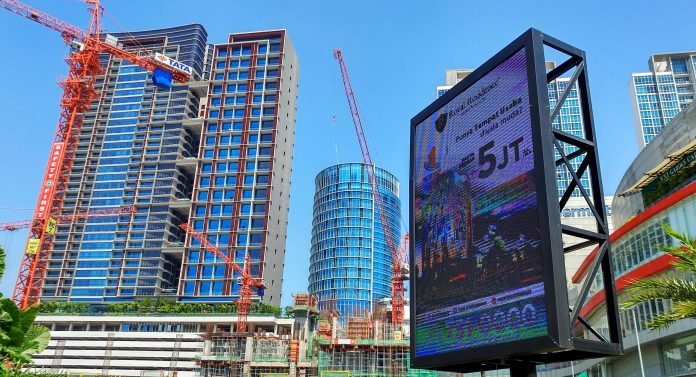 pasar ritel di surabaya, kota surabaya, tren properti, pasar ritel, properti surabaya, colliers indonesia,
