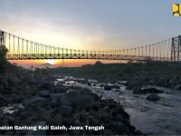 jembatan gantung