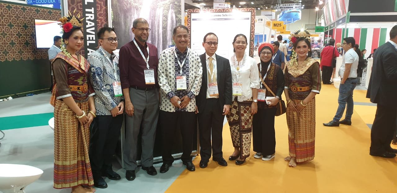 destinasi wisata halal