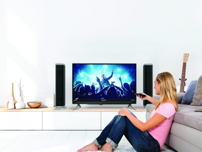 TV AQUOS IIOTO Series 32 Inch