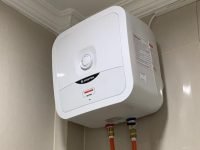 mandi air hangat dengan produk ariston