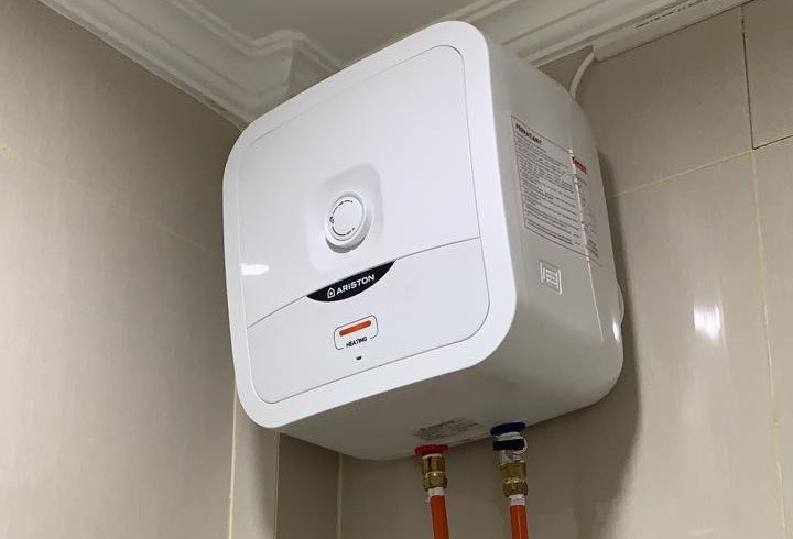 mandi air hangat dengan produk ariston