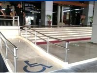 sarana dan fasilitas untuk memudahkan penyandang disabilitas