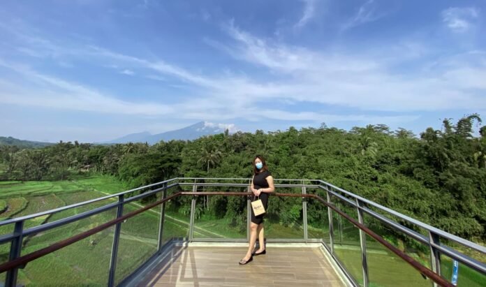 Sky Deck Resta Pendopo KM 456 dan rest area terbaik