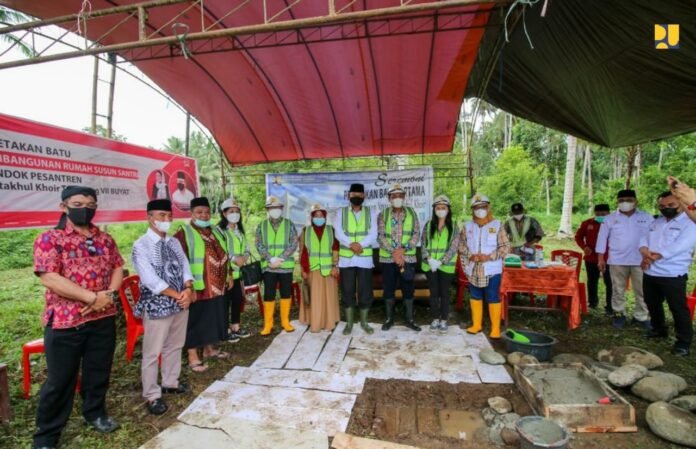 Rusun Ponpes Miftahul Khoir