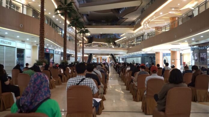 Vaksin 2 vaksinasi massal oleh metland