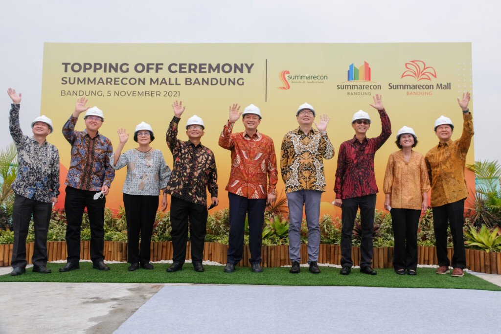 Seremoni tutup Summarecon Mall Bandung