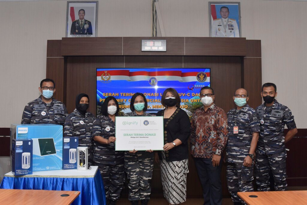 perangkat pencahayaan desinfeksi UV-C