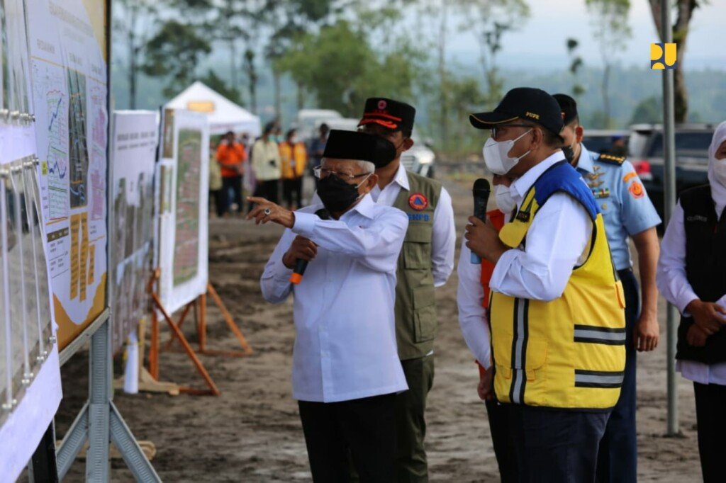 hntap korban gunung semeru