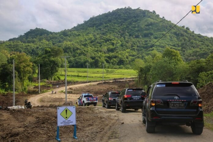 jalan Labuan Bajo ke Tana Mori