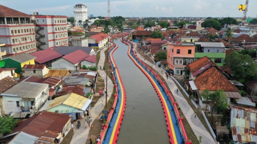 revitalisasi Sungai Sekanak Lambidaro