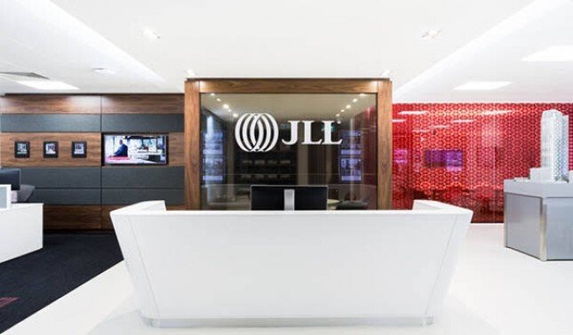 JLL