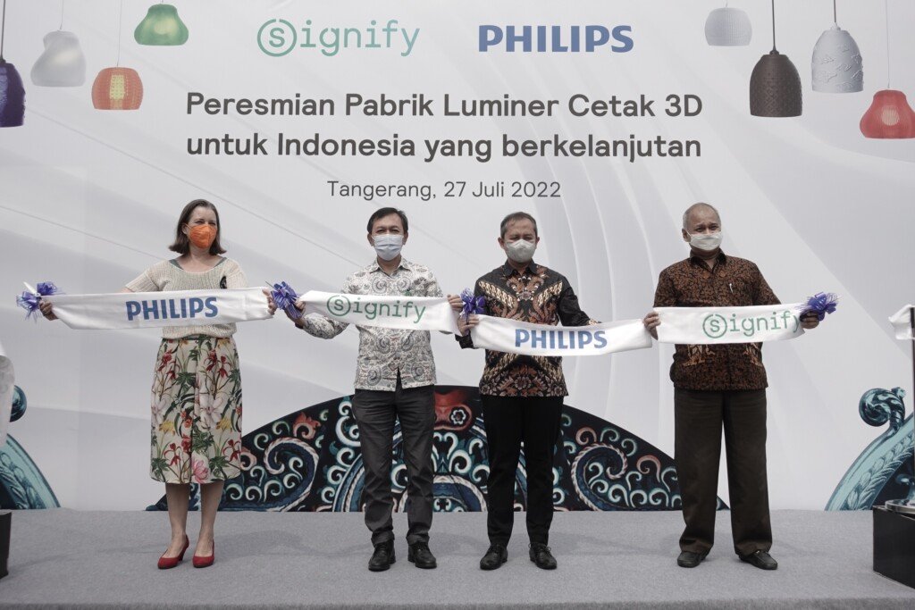 Peresmian pabrik Luminer Cetak 3D Signify