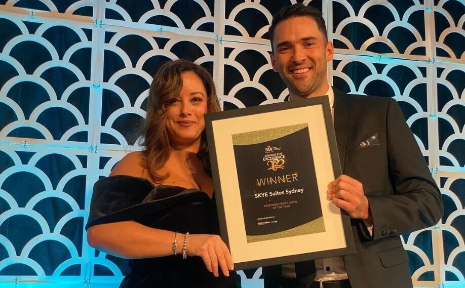 SKYE Suites Sydney berhasil meraih gelar "Apartment/Suite Hotel of Year