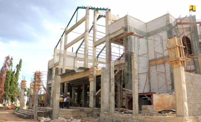 Progres renovasi Gereja Katedral Keuskupan Agung