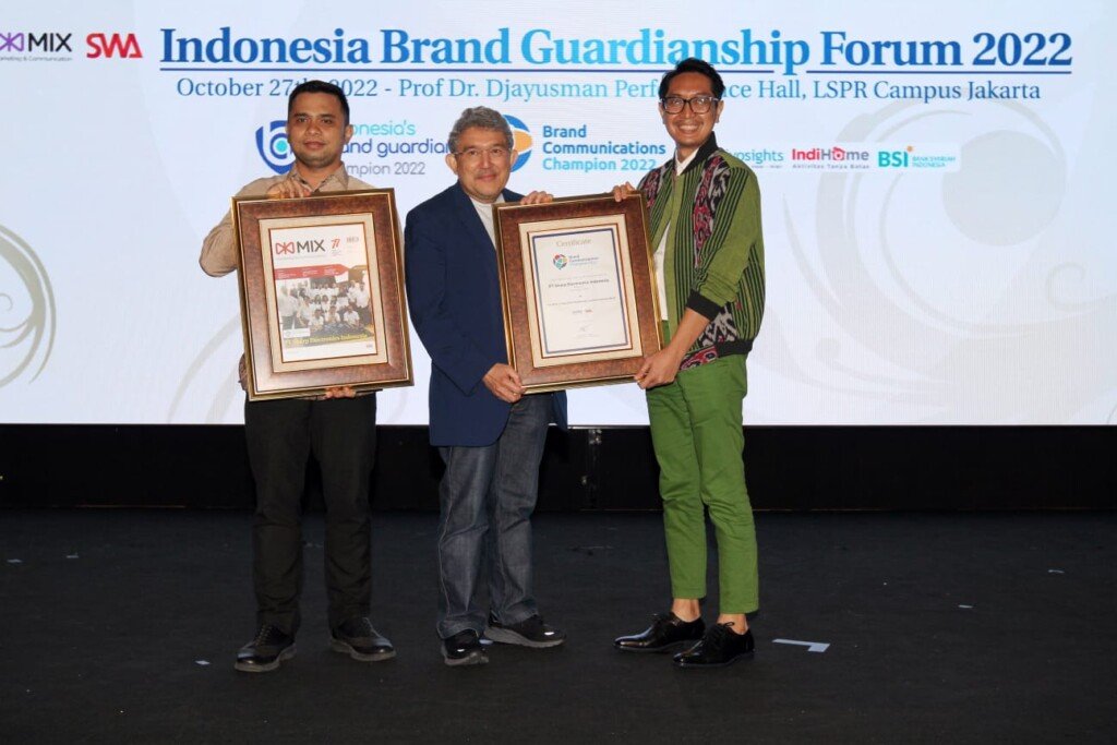 Sharp Indonesia Terima dua penghargaan bidang marketing