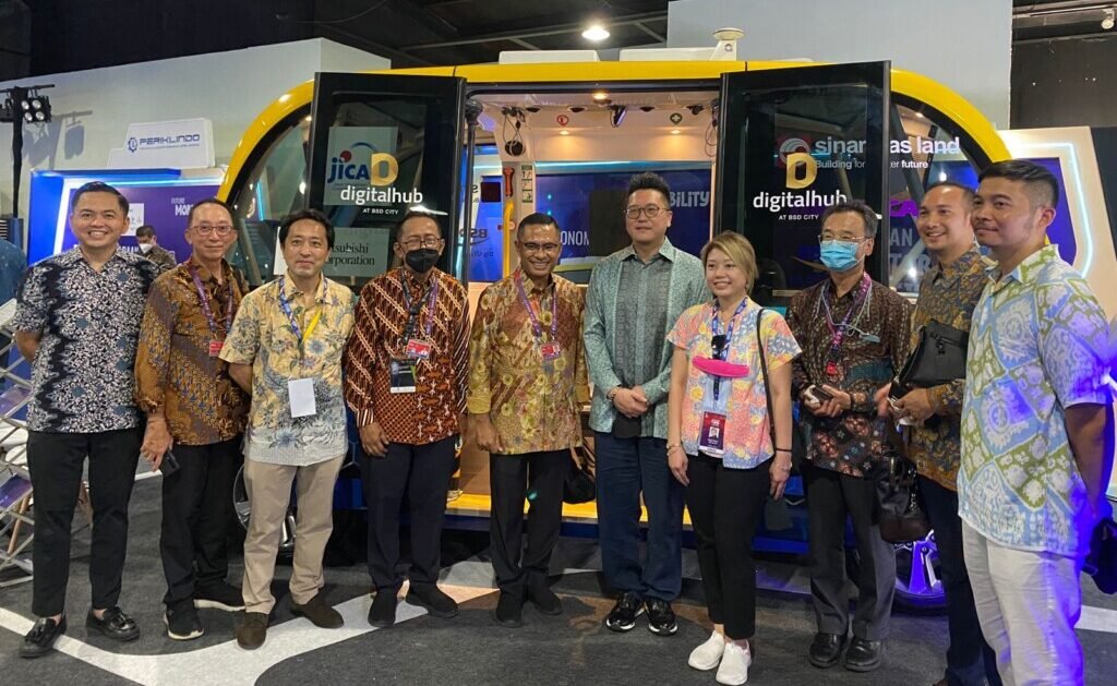 Sinar Mas Land Hadirkan Kendaraan Listrik Otonom di Side Event G20 Summit Bali 