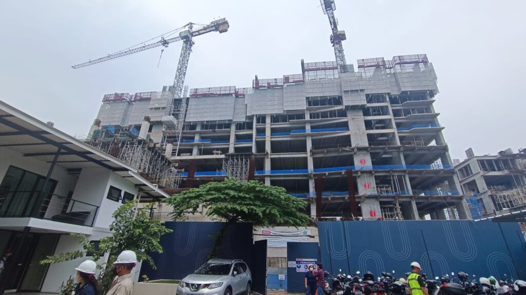 Progres pembangunan apartemen Antasari Place 