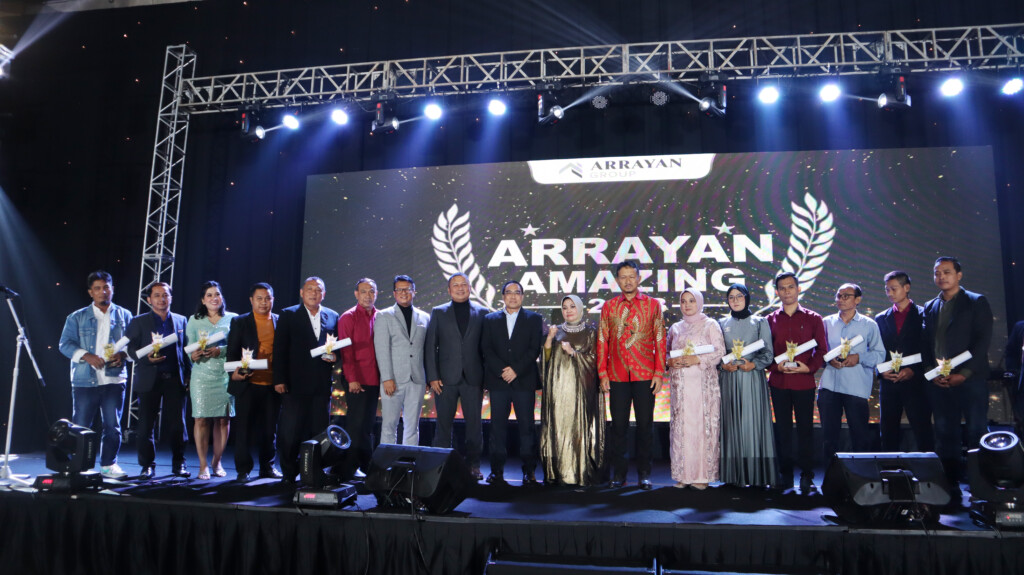 direksi dan komisaris Arrayan Group 