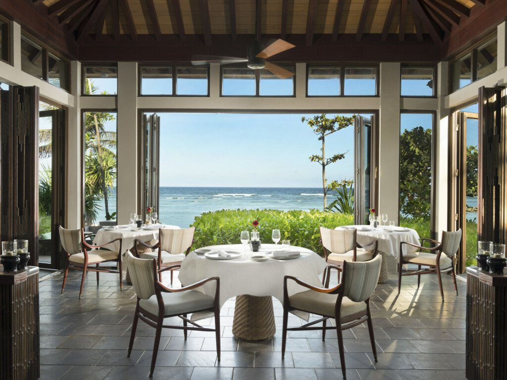 The-Beach-Grill-Restaurant-at-The-Ritz-Carlton--Bali--2