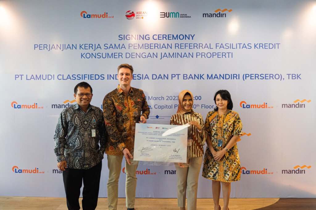 Penandatanganan kerjasama Lamudi.co.id dan Bank Mandiri