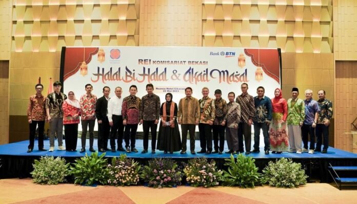 REI Komisariat Bekasi menggelar Halal Bi Halal (HBH) sekaligus akad massal rumah subsidi