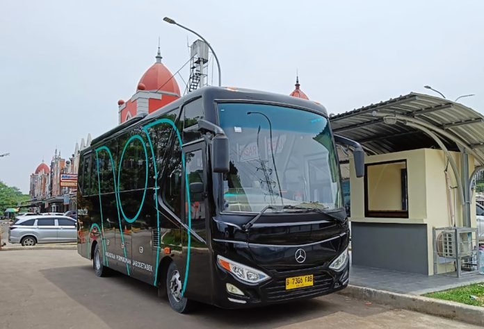 bus shuttle kota deltamas cikarang