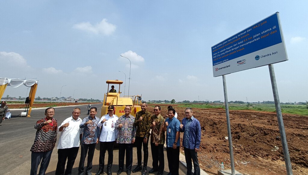 Peresmian jalan aspal plastik di kawasan BSD City