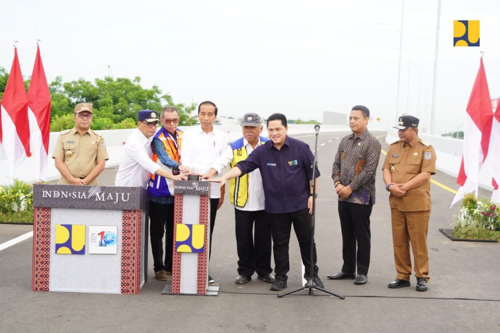 Jalan Akses Tol Makassar New Port