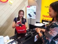 pasar smartphone sharp