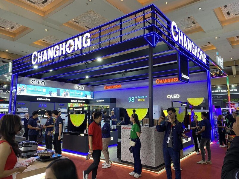 Jajaran produk Changhong di Jakarta Fair 2024