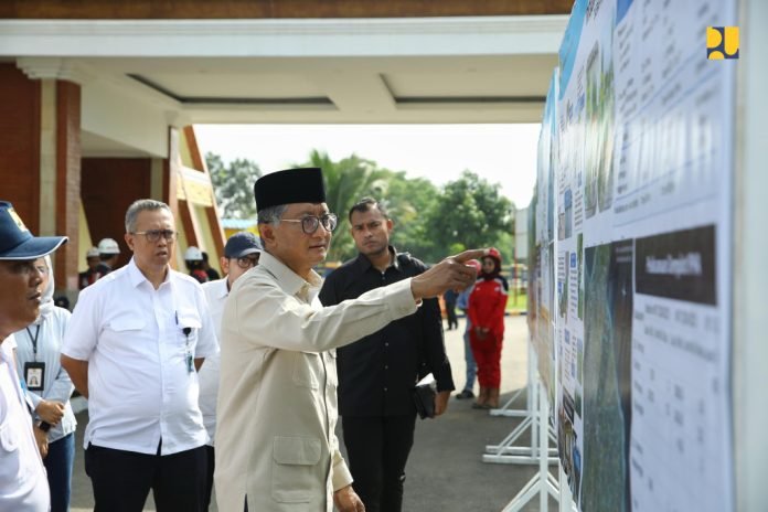 Menteri PU Dody, Bendung Rentang.