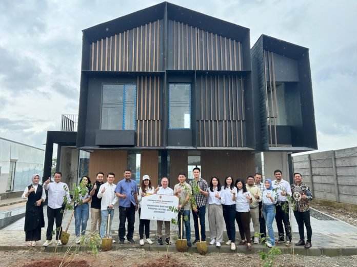 District East, District East Karawang, penanaman pohon, csr triniti land, triniti land, keberlanjutan, berkelanjutan, Transformasi Keberlanjutan, sustainability transformation, sustainability