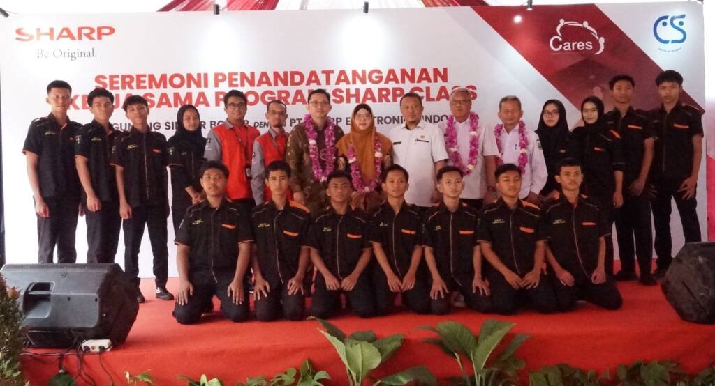 SMKN 1 Gunung Sindur, gunung sindur bogor, bogor, program sharp class, sharp indonesia, csr pendidikan, csr sharp, lulusan smk siap kerja