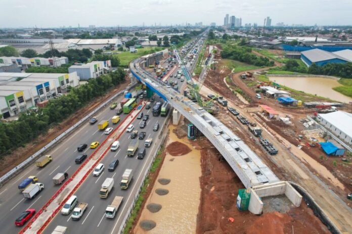 akses tol langsung Paramount Petals, investasi properti, jalan layang tol,