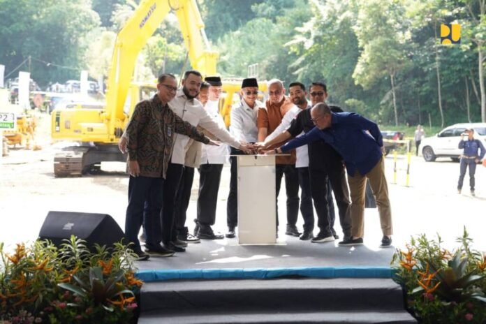 jalur jalan sitinjau lauik, flyover sitinjau lauik i, ground breaking flyover panorama i, kementerian pu, infrastruktur jalan,