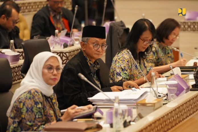 komisi v dpr, kementerian pu, pagu ta 2025, infrastruktur, anggaran kementerian pu,