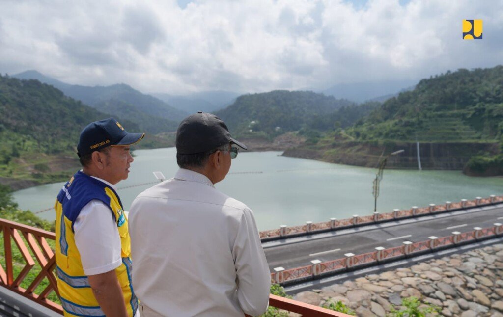 menteri pu dody, bendungan meninting,