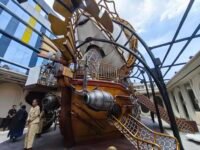 Kapal tematik ikonik di wahana Skyward 23 Paskal Extention Bandung