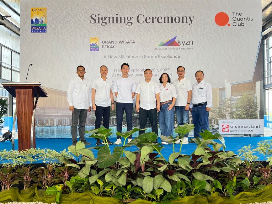 Signing Ceremony The Quantis Club Grand Wisata Bekasi oleh jajaran Sinar Mas Land dan KYZN