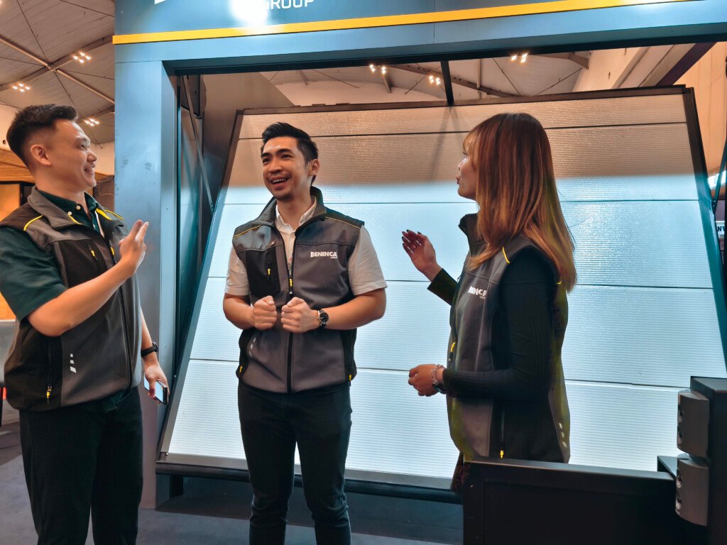 edwin satya director lautan cipta kreasi memperkenalkan prime nova, pintu garasi otomatis di homedec 2025