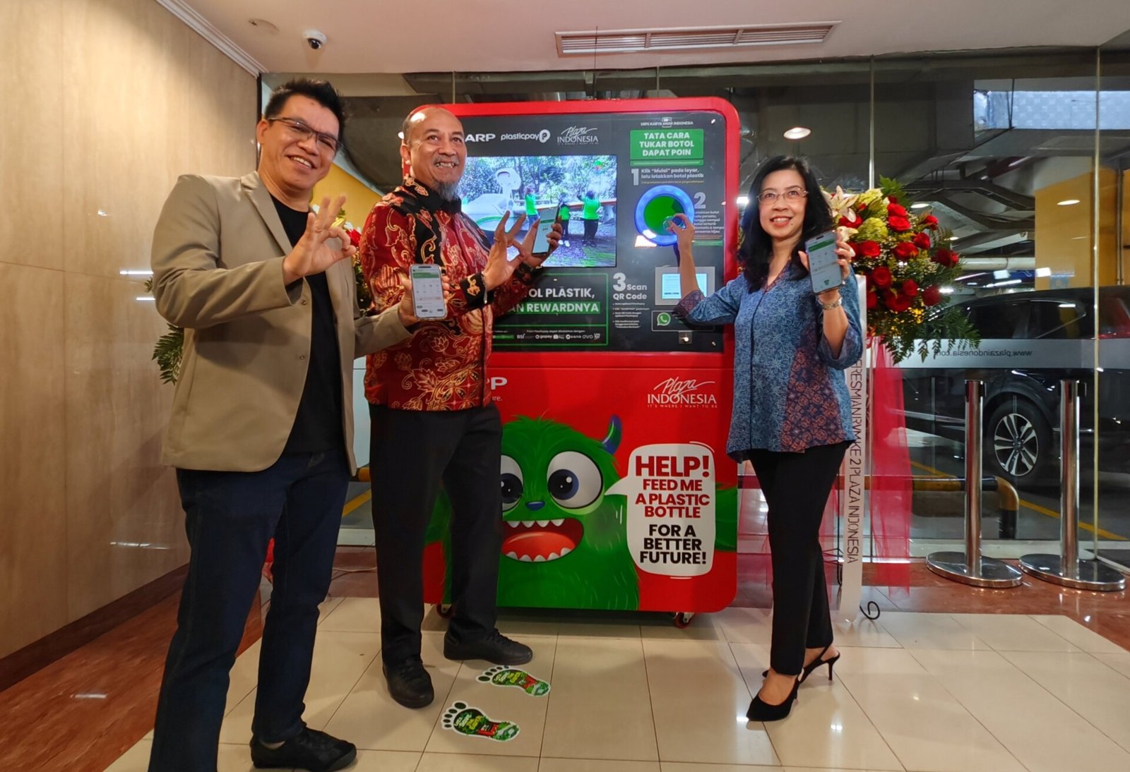 cara memasukkan botol plastik ke mesin RVM