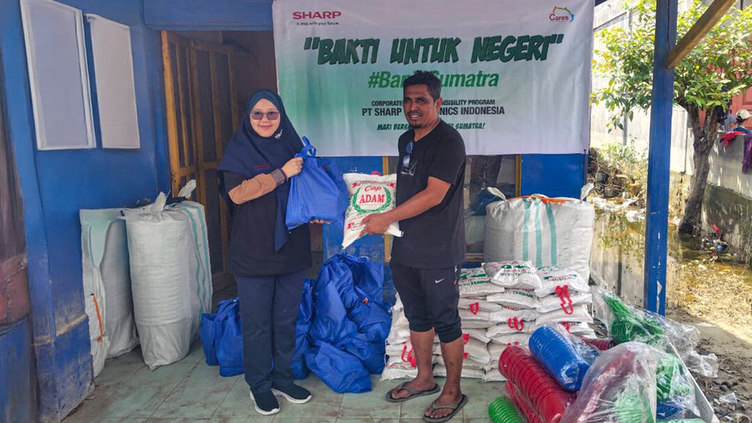 CSR Sharp Indonesia di sumatera