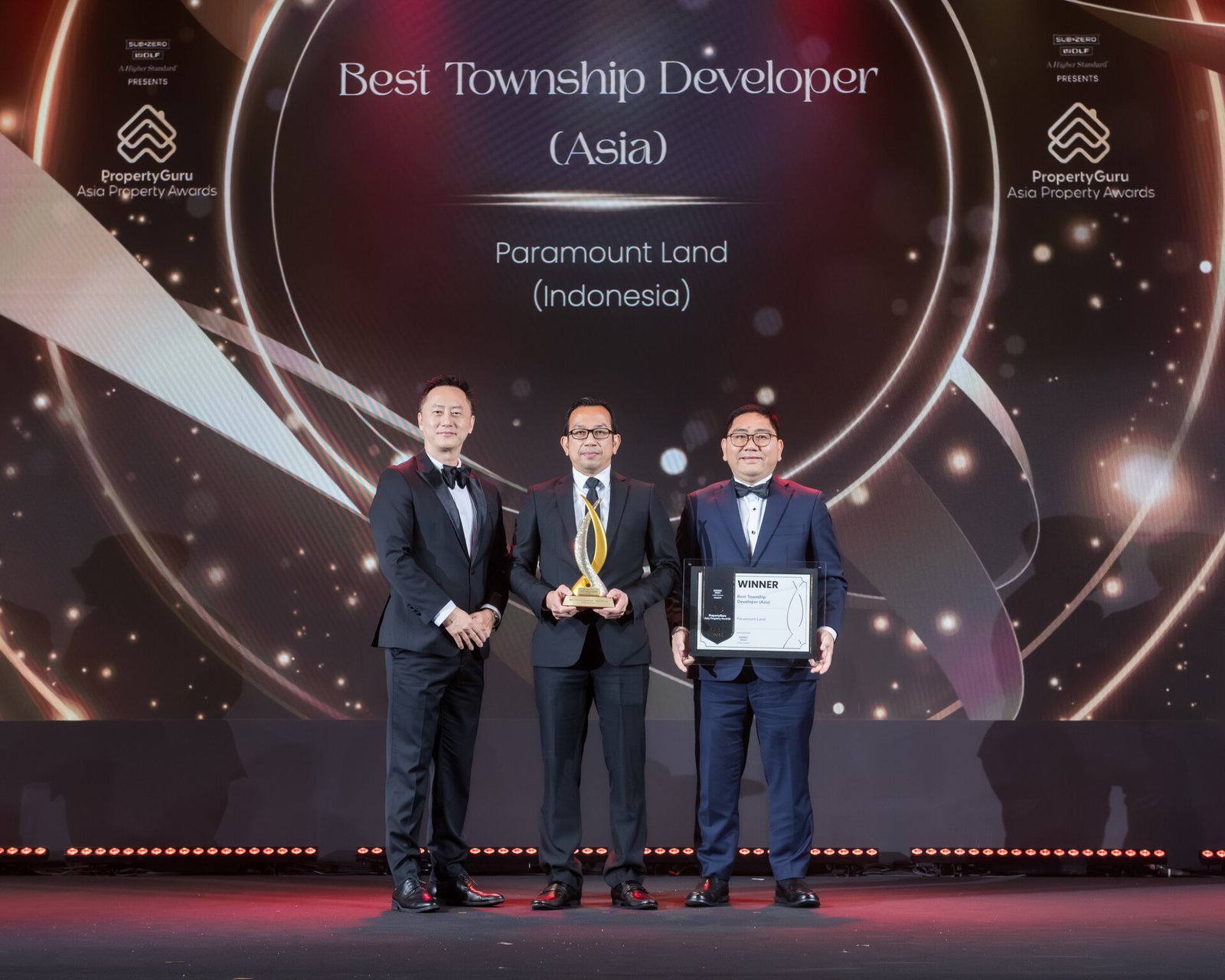 penghargaan Best Township Developer Asia untuk Paramount Land
