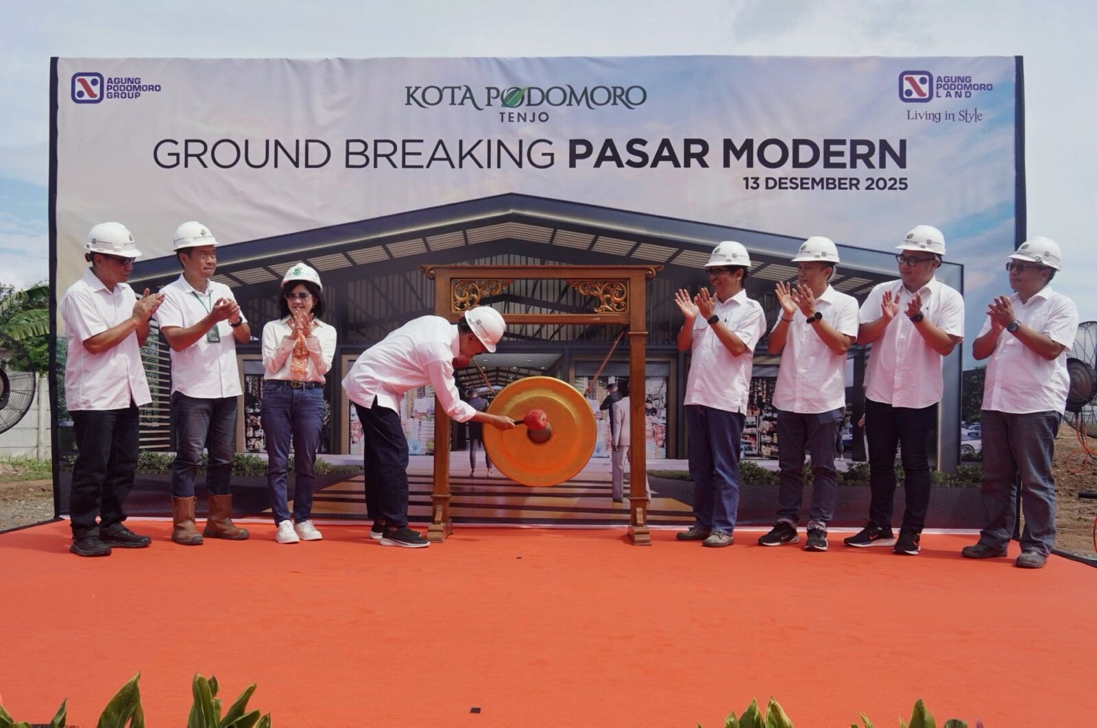 groundbreaking Pasar Modern Kota Podomoro Tenjo