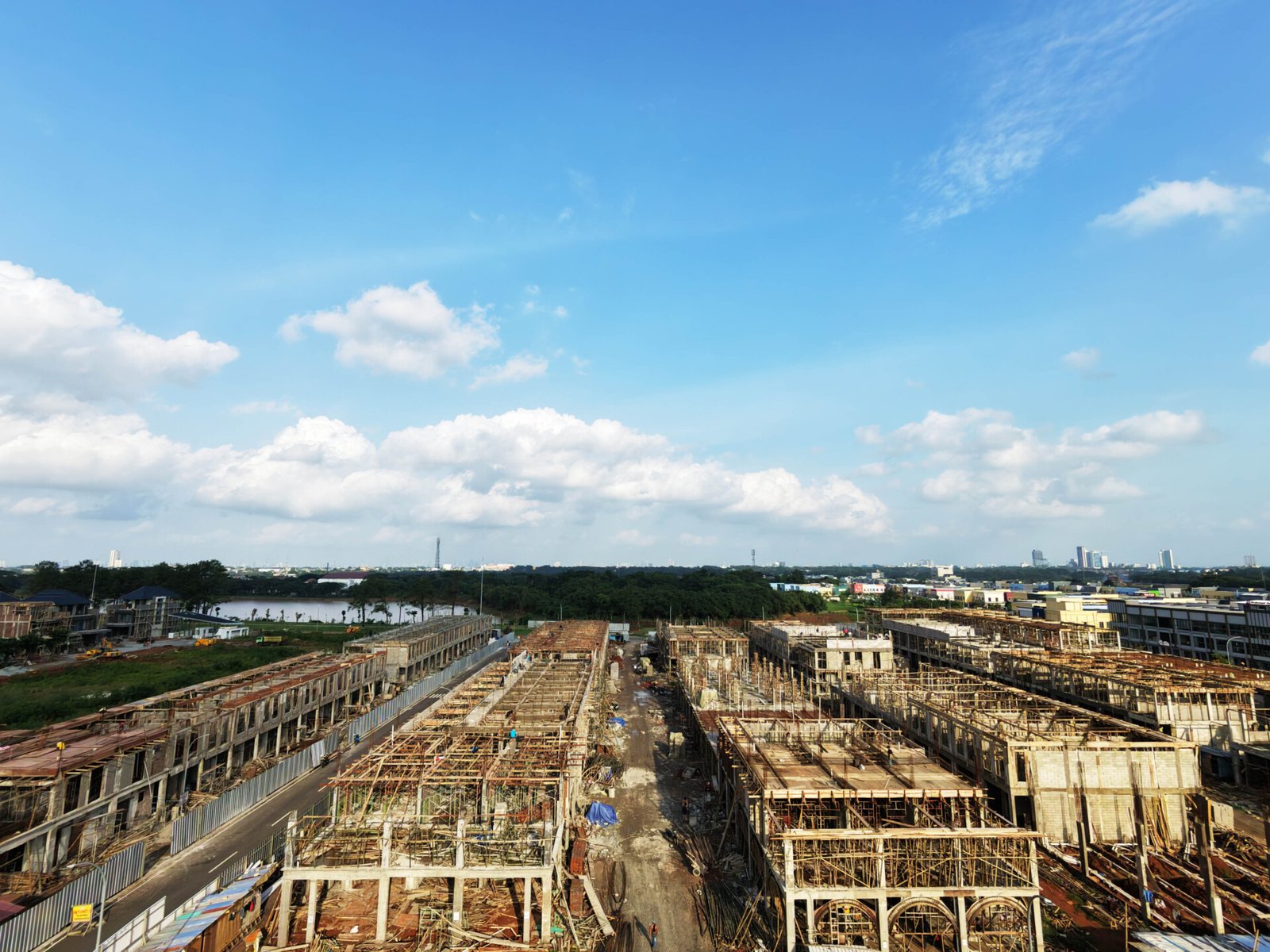 maggiore @ paramount gading serpong pengembangan kawasan komersial