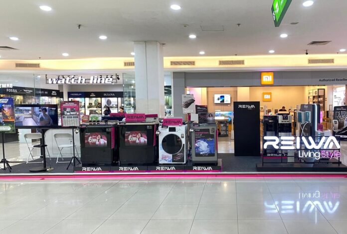 Eksibisi mesin cuci front load REIWA