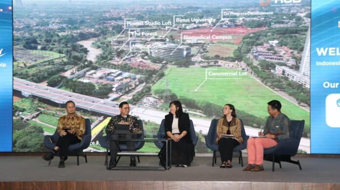 diskusi panel Sinar Mas Land dan British Council