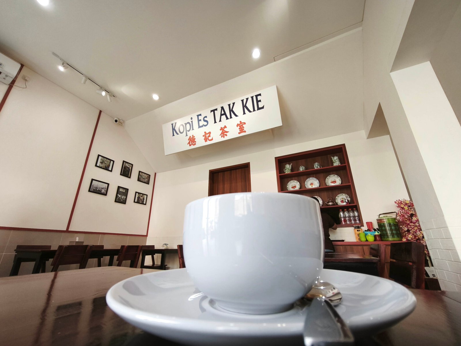 tenant kuliner kopi es tak kie maggiore